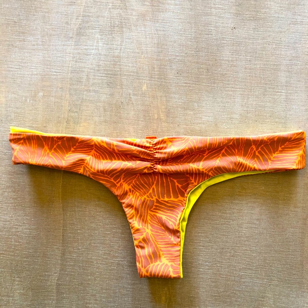 Bikini bottom